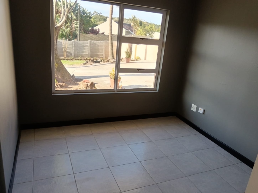 4 Bedroom Property for Sale in Beacon Bay North Eastern Cape